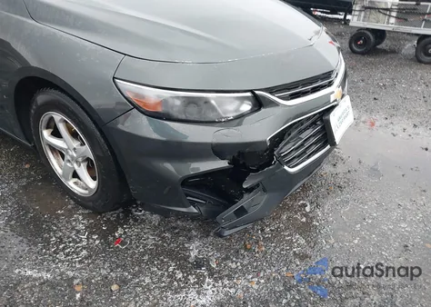 2017 Chevrolet Malibu Ls z USA, uszkodzony, nr VIN 1G1ZB5ST6HF248955